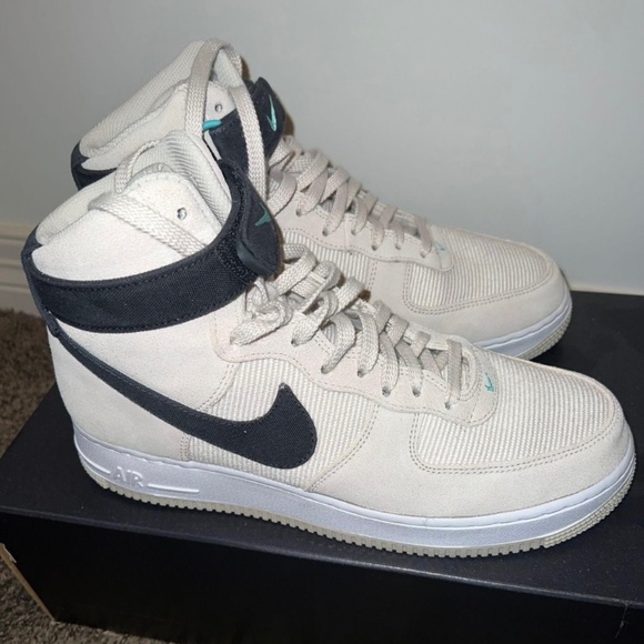 Mens Nike Air Force 1s ‘07 LX - Picture 1 of 4